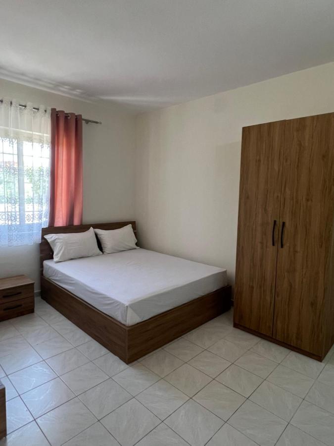 Guest House Sala Durrës Zewnętrze zdjęcie